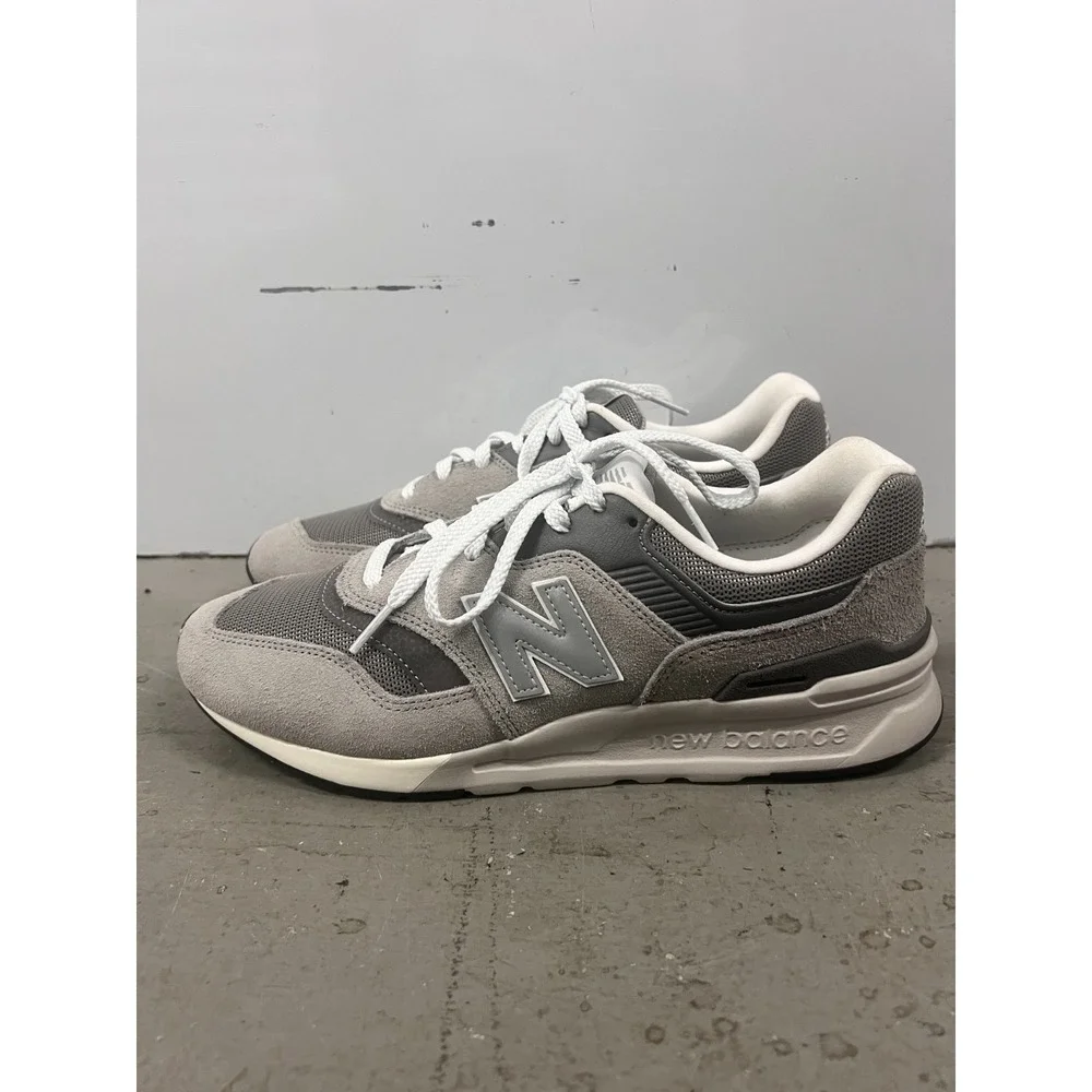 New Balance 997H CM997HCA Sneaker Mens US 8.5D Marblehead Suede Lifestyle Shoes‎
